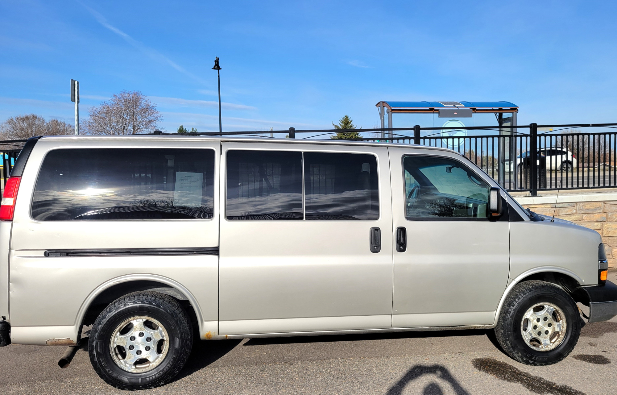 photo of 2007 Chevrolet Express LS 1500 AWD